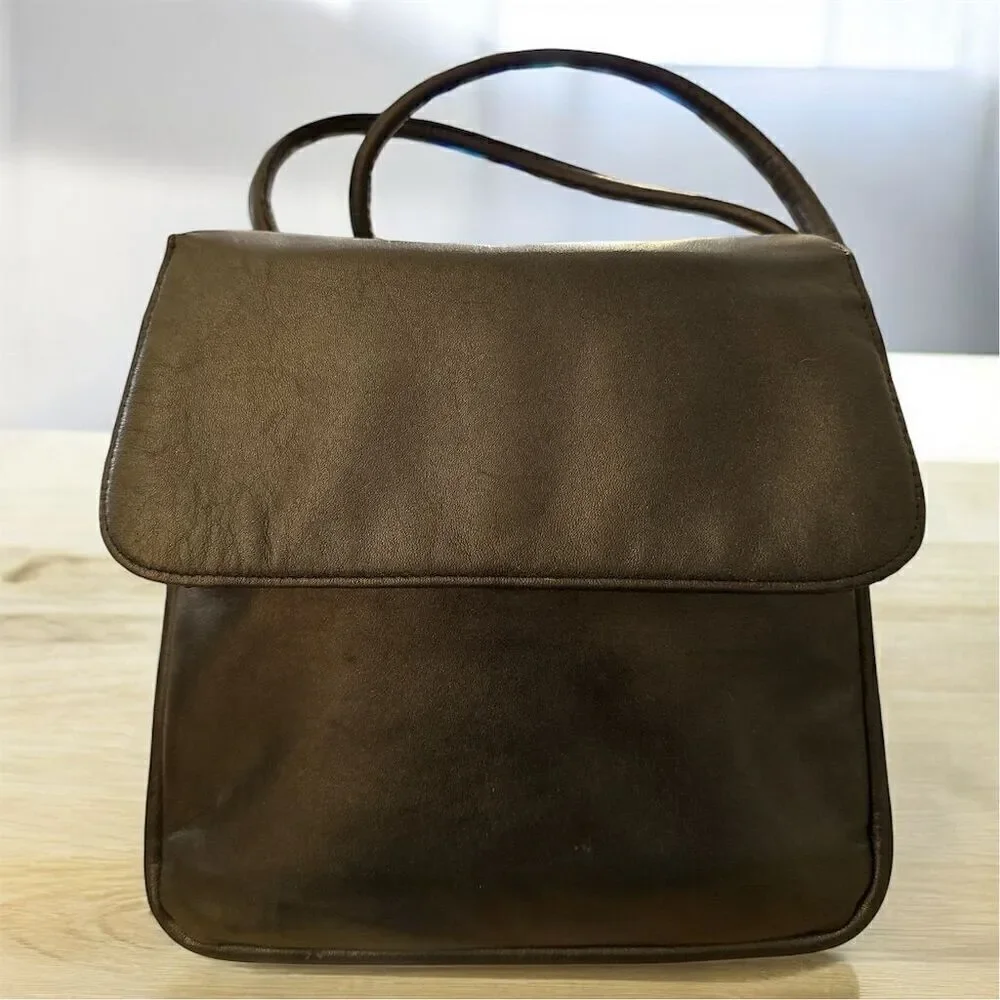 Apostrophe Women's Black Leather Crossbody Shoulder Bag Medium Size